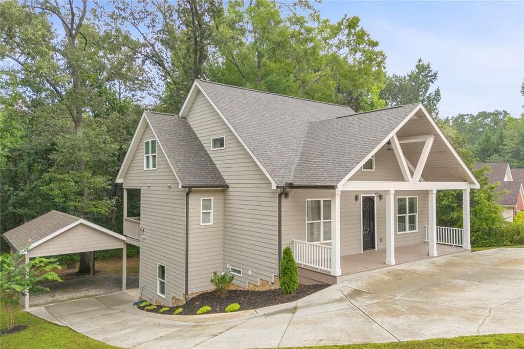 4 bedroom, 5 bathroom, 3,360 sq ft single family residence for sale at 1713 Cagle Court, Lawrenceville, GA 30045 — photo 2