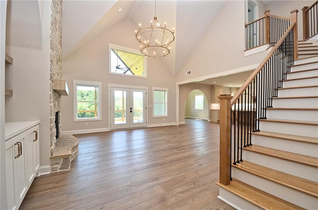 5 bedroom, 4 bathroom, 3,435 sq ft single family residence under contract at 810 North Hampton Way, Monroe, GA 30656 — photo 9