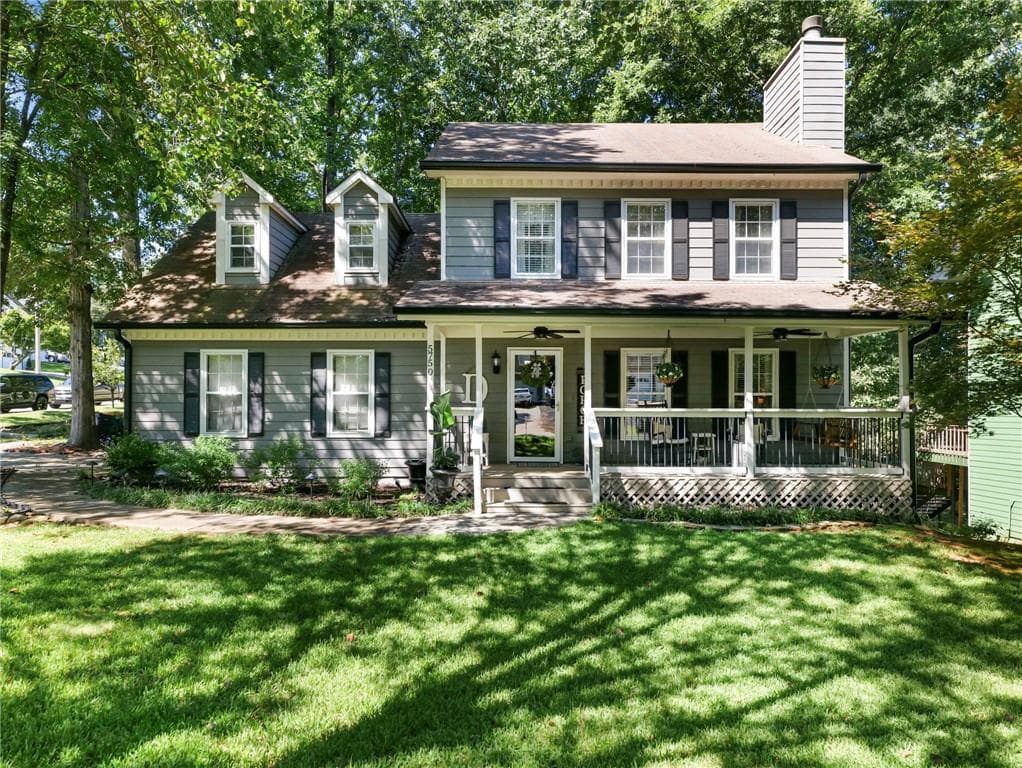 3 bedroom, 3 bathroom, 1,400 sq ft single family residence for sale at 5750 Princeton Oaks Drive, Buford, GA 30518 — photo 1 of 38