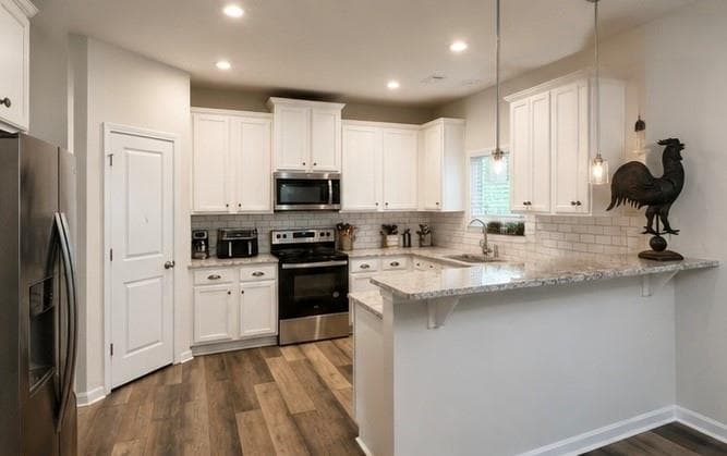 4 bedroom, 3 bathroom, 2,608 sq ft single family residence for sale at 511 Shady Glen, Dallas, GA 30132 — photo 4