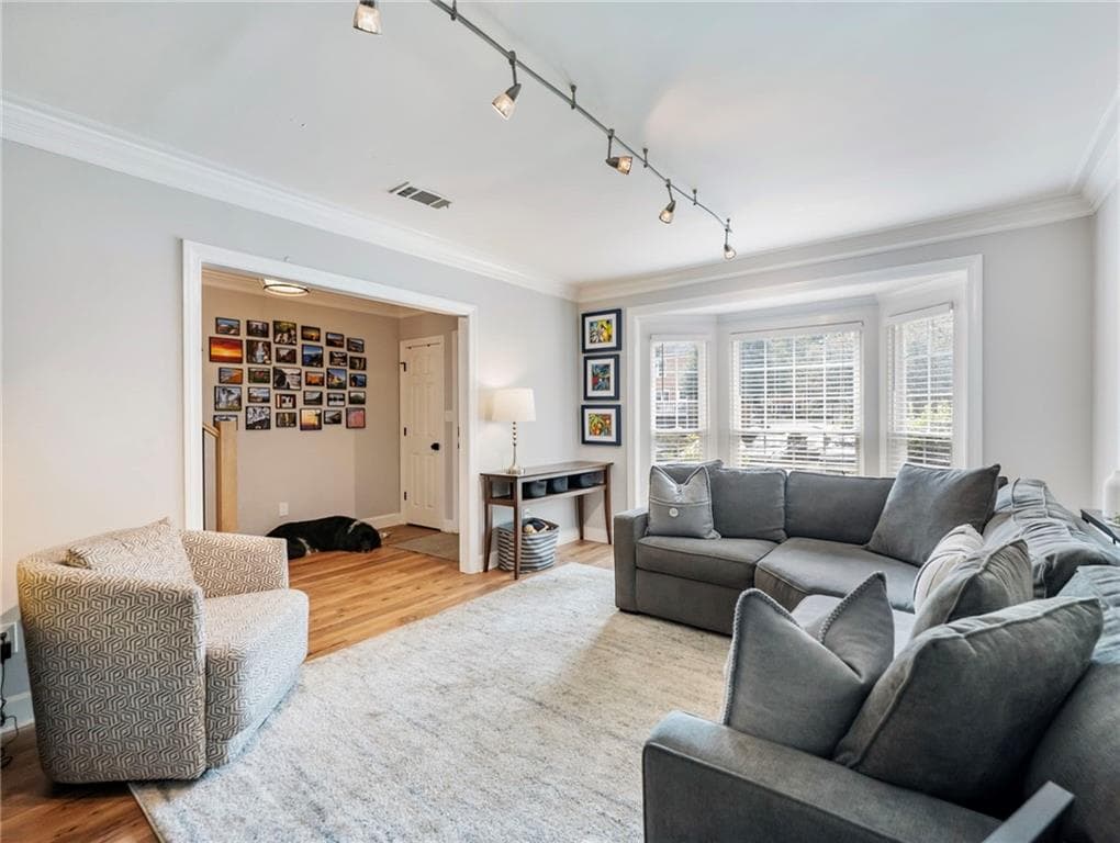 2 bedroom, 3 bathroom, 1,480 sq ft condominium for sale at 81 Mount Vernon Circle, Sandy Springs, GA 30338 — photo 5