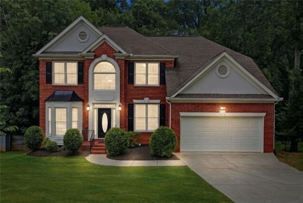 6 bedroom, 4 bathroom, 5,070 sq ft single family residence for sale at 6353 Chestnut Parkway, Flowery Branch, GA 30542 — photo 2