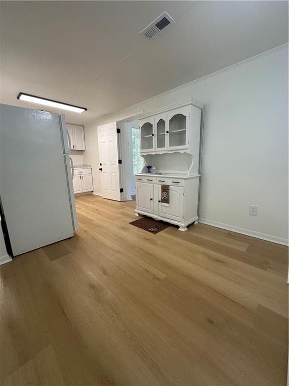 3 bedroom, 2 bathroom, 1,291 sq ft single family residence for sale at 600 E Lanier Avenue, Fayetteville, GA 30214 — photo 8