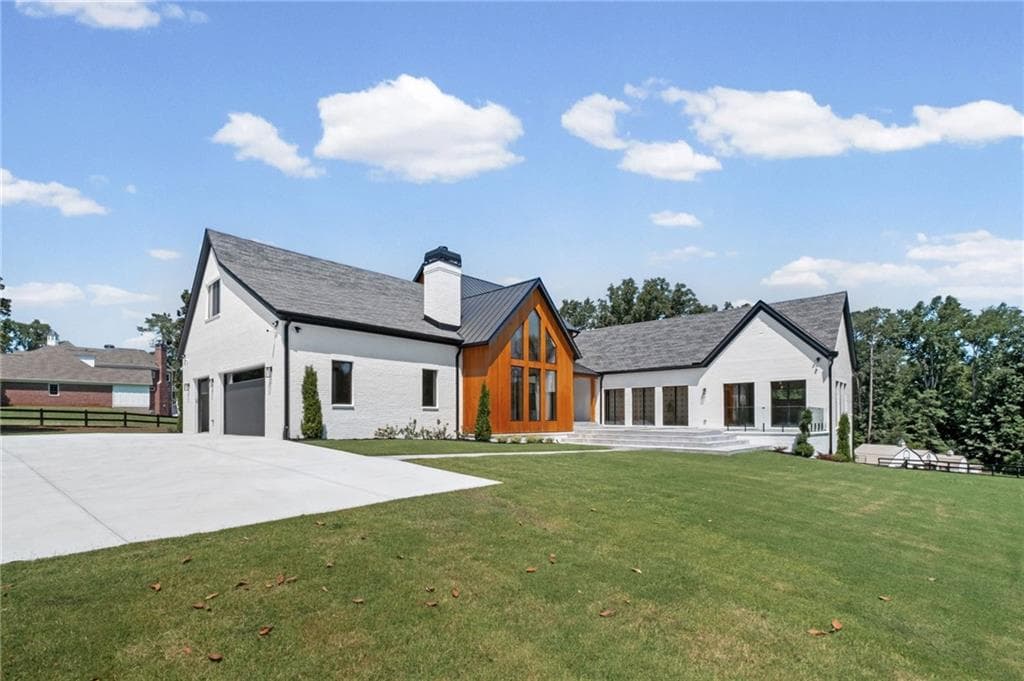 5 bedroom, 7 bathroom, 8,495 sq ft single family residence for sale at 14735 Wood Road, Milton, GA 30004 — photo 4