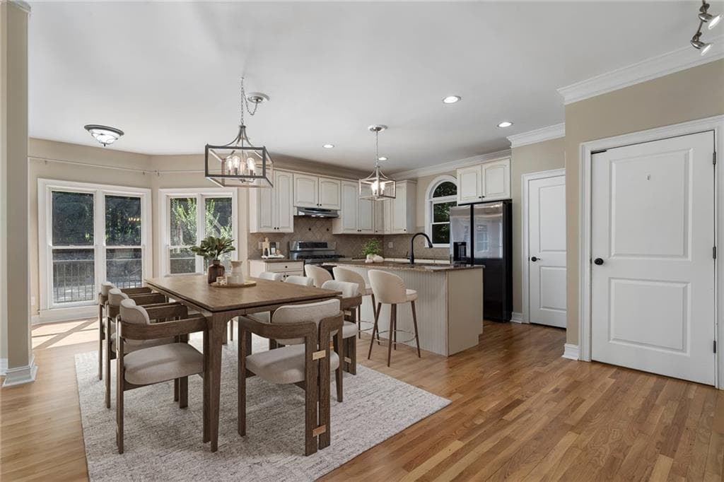 5 bedroom, 5 bathroom, 4,603 sq ft single family residence for sale at 405 Island Cove Drive, Newnan, GA 30263 — photo 7