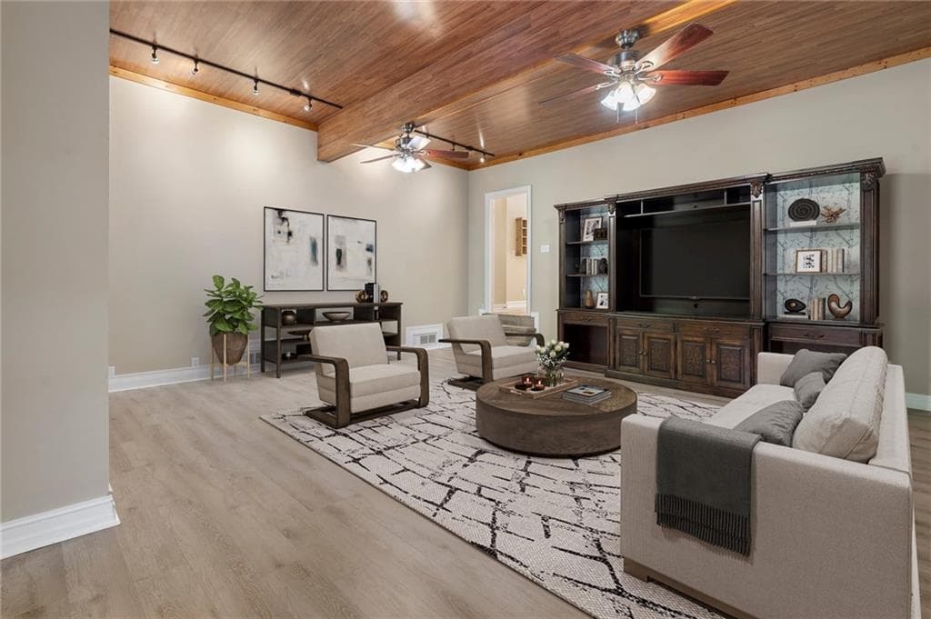 5 bedroom, 5 bathroom, 4,603 sq ft single family residence for sale at 405 Island Cove Drive, Newnan, GA 30263 — photo 5
