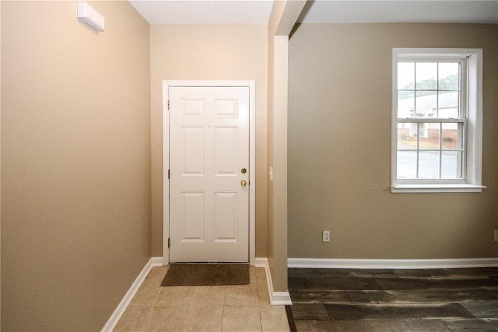3 bedroom, 3 bathroom, 1,554 sq ft townhouse for rent at 170 Windcroft Lane, Acworth, GA 30101 for $1,850 a month — photo 3