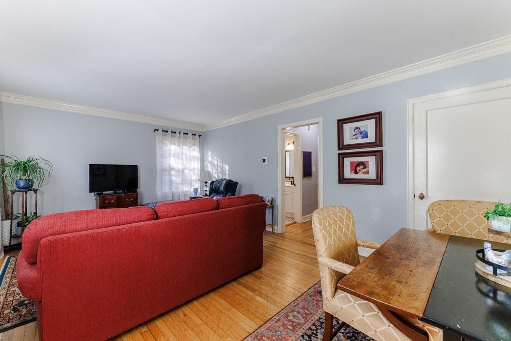 1 bedroom, 1 bathroom, 800 sq ft triplex for rent at 1280 Stillwood Drive 1, Atlanta, GA 30306 for $1,650 a month — photo 2