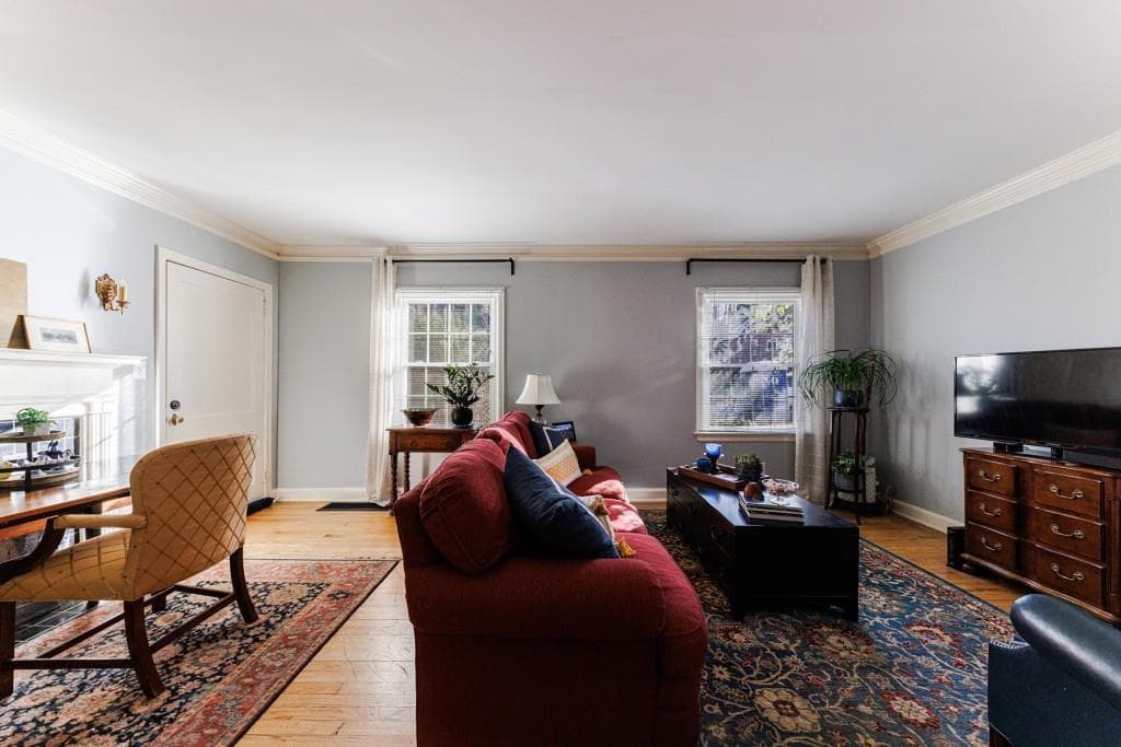 1 bedroom, 1 bathroom, 800 sq ft triplex for rent at 1280 Stillwood Drive 1, Atlanta, GA 30306 for $1,650 a month — photo 4