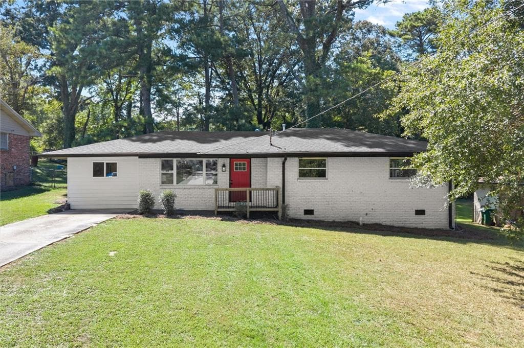 4 bedroom, 3 bathroom, 1,550 sq ft single family residence for sale at 1933 Glen Echo Drive, Decatur, GA 30032