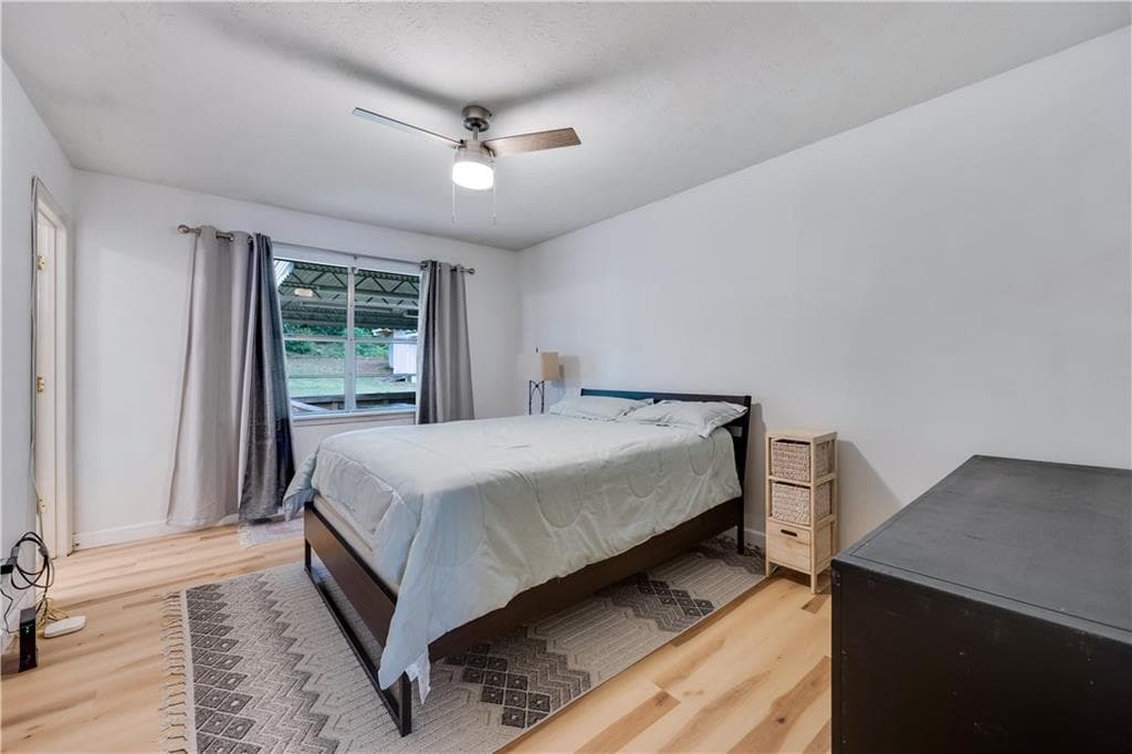3 bedroom, 2 bathroom, 1,869 sq ft single family residence under contract at 6517 Charter Oaks Circle, Columbus, GA 31909 — photo 6