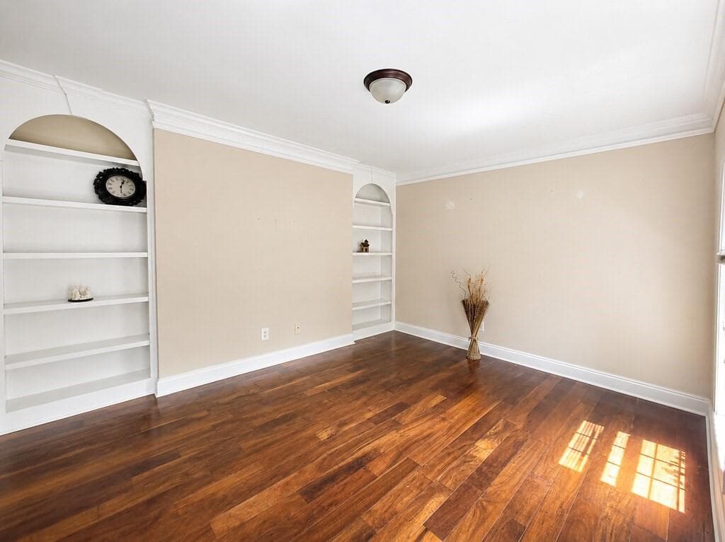 5 bedroom, 4 bathroom, 3,327 sq ft single family residence for sale at 5514 Mossy View Drive, Douglasville, GA 30135 — photo 2