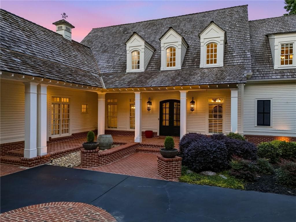 5 bedroom, 7 bathroom, 6,838 sq ft single family residence for sale at 114 Northeast Cove Circle, Dawsonville, GA 30534 — photo 2