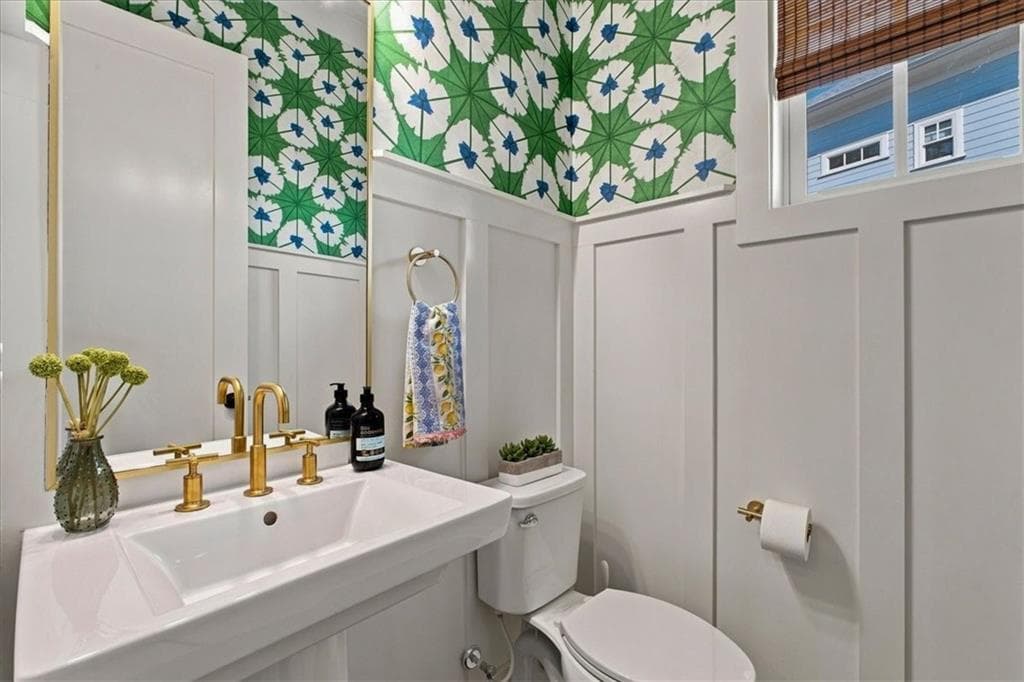 3 bedroom, 4 bathroom, 3,623 sq ft single family residence under contract at 272 Dawson Drive, Woodstock, GA 30188 — photo 8