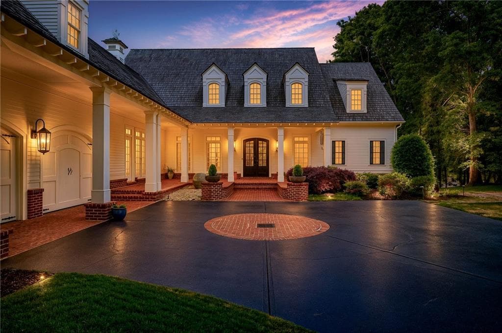 5 bedroom, 7 bathroom, 6,838 sq ft single family residence for sale at 114 Northeast Cove Circle, Dawsonville, GA 30534 — photo 9