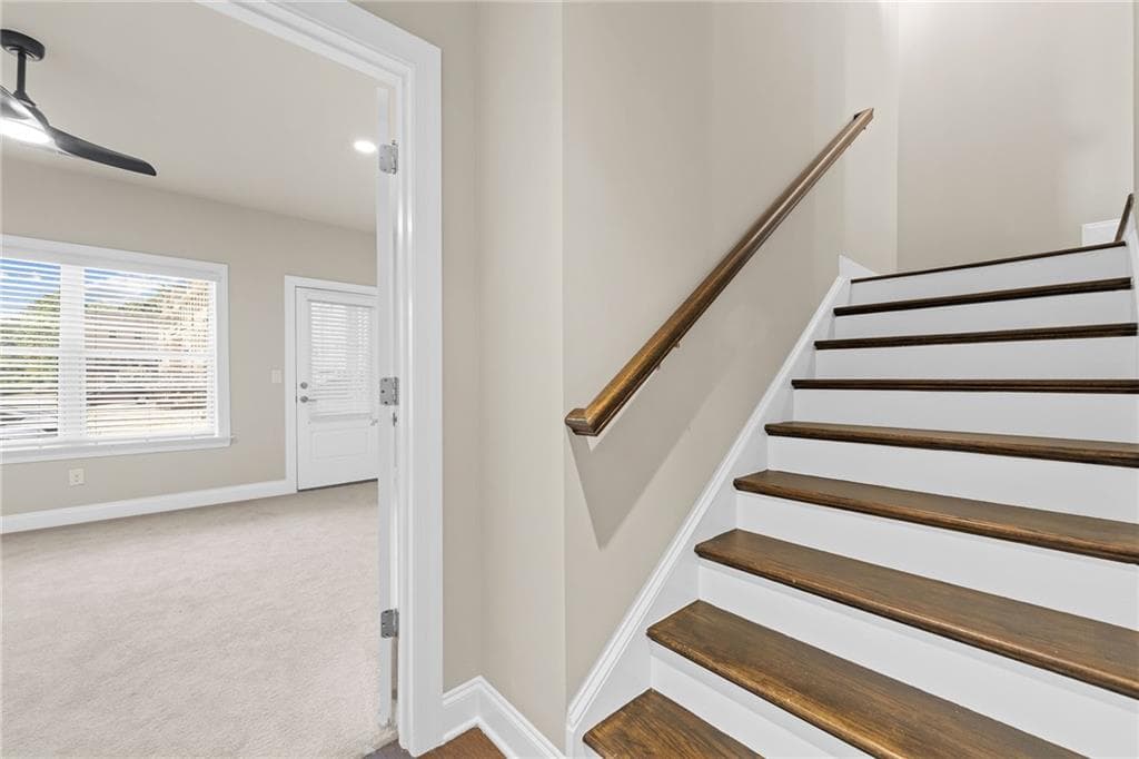 4 bedroom, 4 bathroom, 2,407 sq ft townhouse under contract at 4079 Townsend Lane, Dunwoody, GA 30346 — photo 5