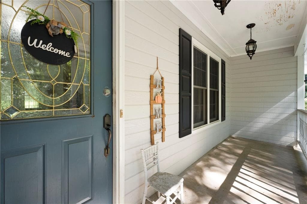 3 bedroom, 2 bathroom, 1,884 sq ft single family residence for sale at 735 Chambers Road, Mcdonough, GA 30253 — photo 4
