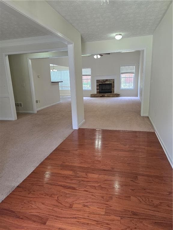 3 bedroom, 2 bathroom, 2,058 sq ft single family residence for sale at 3464 Pinegate Trail, Snellville, GA 30039 — photo 3