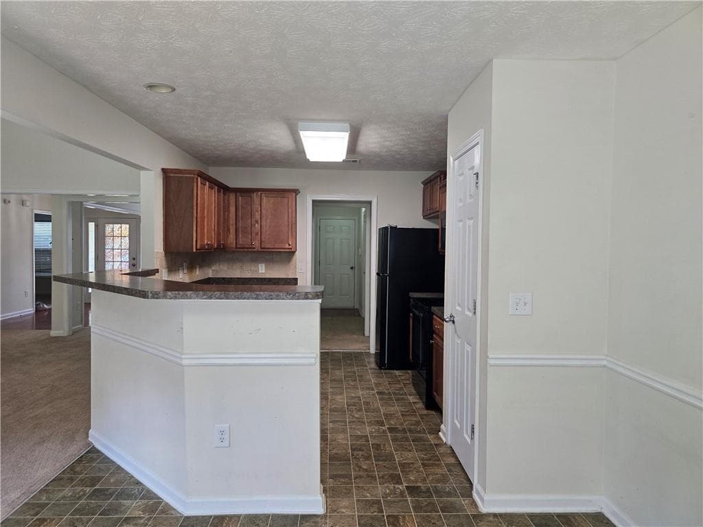 3 bedroom, 2 bathroom, 2,058 sq ft single family residence for sale at 3464 Pinegate Trail, Snellville, GA 30039 — photo 7