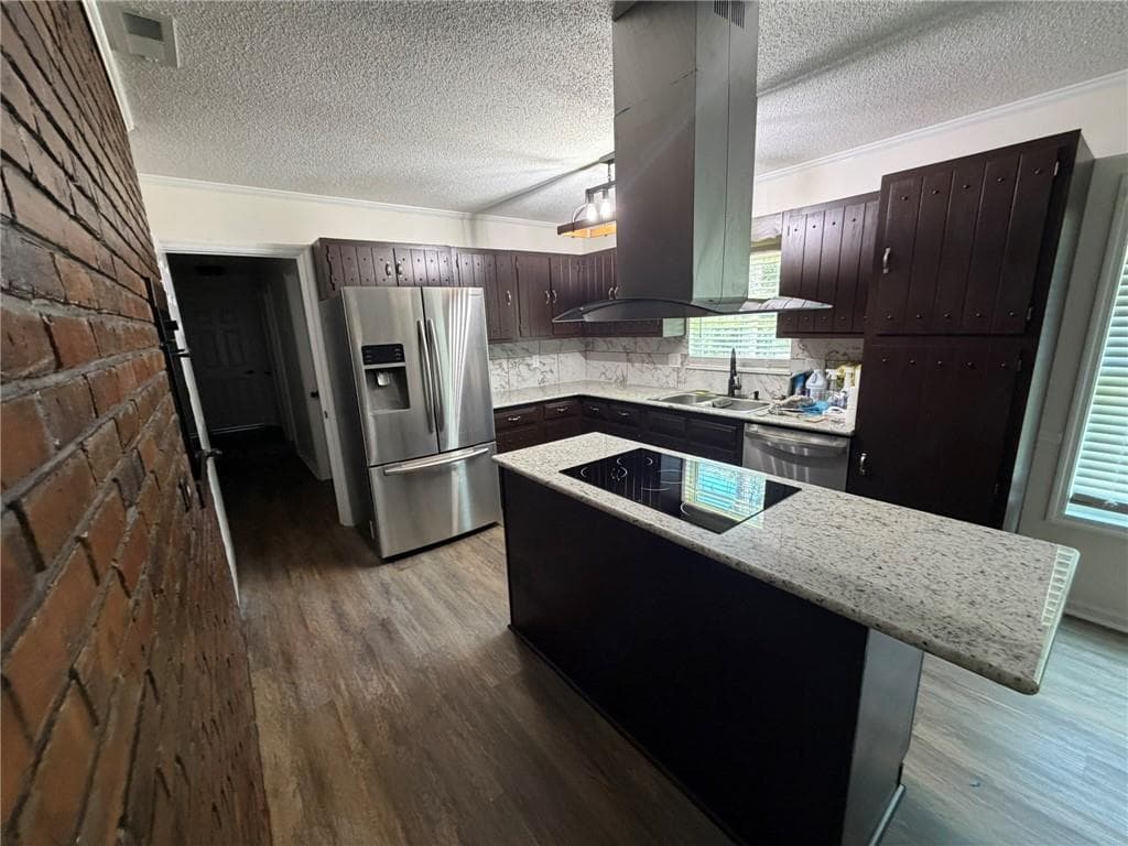 3 bedroom, 2 bathroom, 1,556 sq ft single family residence for rent at 4309 Oak Ridge Bend, Valdosta, GA 31602 for $2,500 a month — photo 5