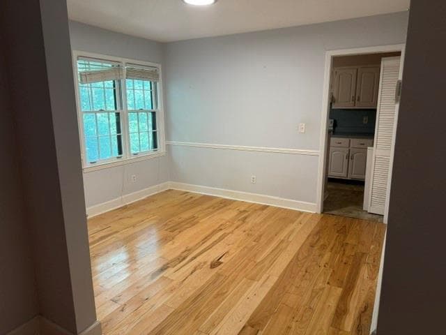 2 bedroom, 2 bathroom, 1,273 sq ft condominium under contract at 30 Arpege Way, Atlanta, GA 30327 — photo 3