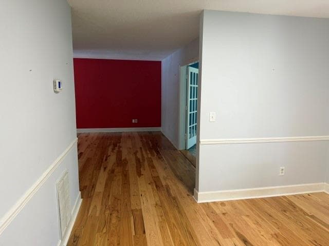 2 bedroom, 2 bathroom, 1,273 sq ft condominium under contract at 30 Arpege Way, Atlanta, GA 30327 — photo 9