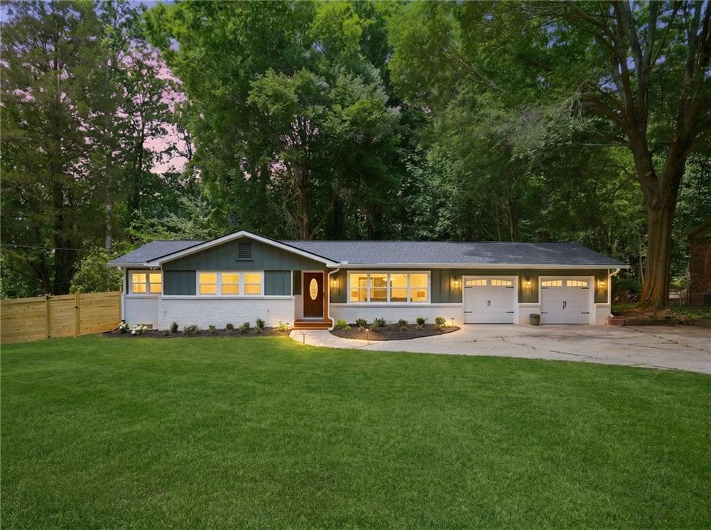 4 bedroom, 3 bathroom, 1,862 sq ft single family residence for sale at 3000 Henderson Mill Road, Atlanta, GA 30341 — photo 4