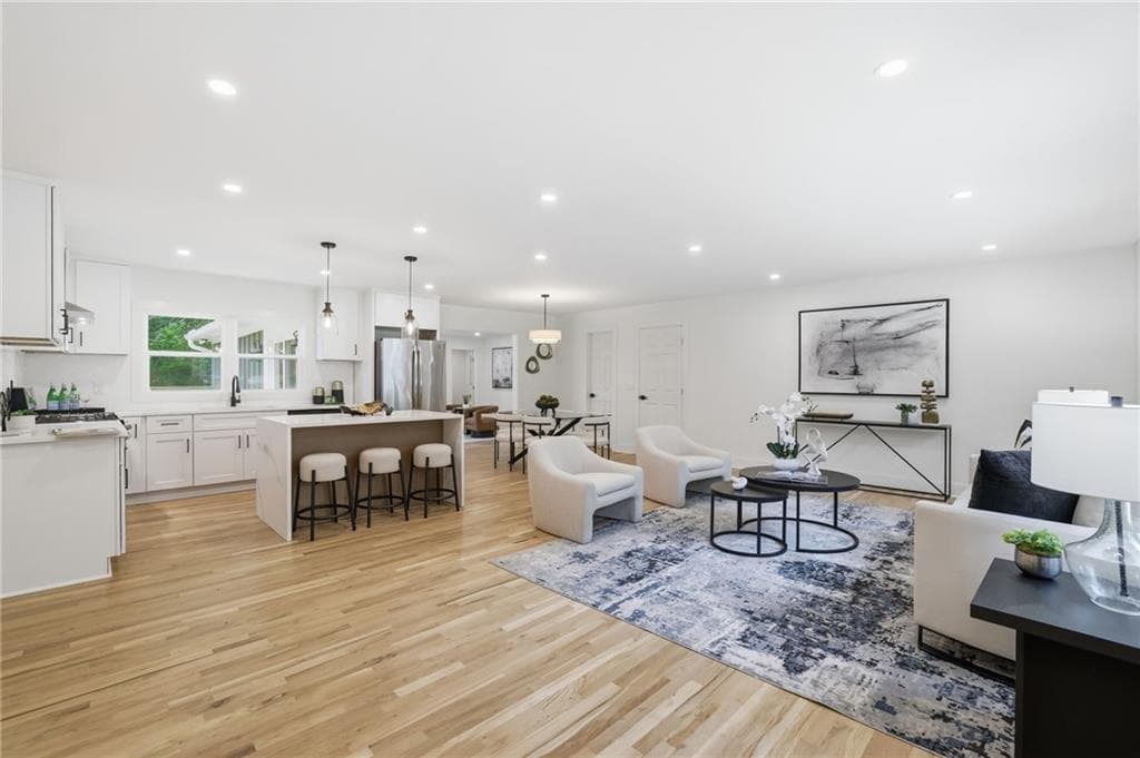 4 bedroom, 3 bathroom, 1,862 sq ft single family residence for sale at 3000 Henderson Mill Road, Atlanta, GA 30341 — photo 2