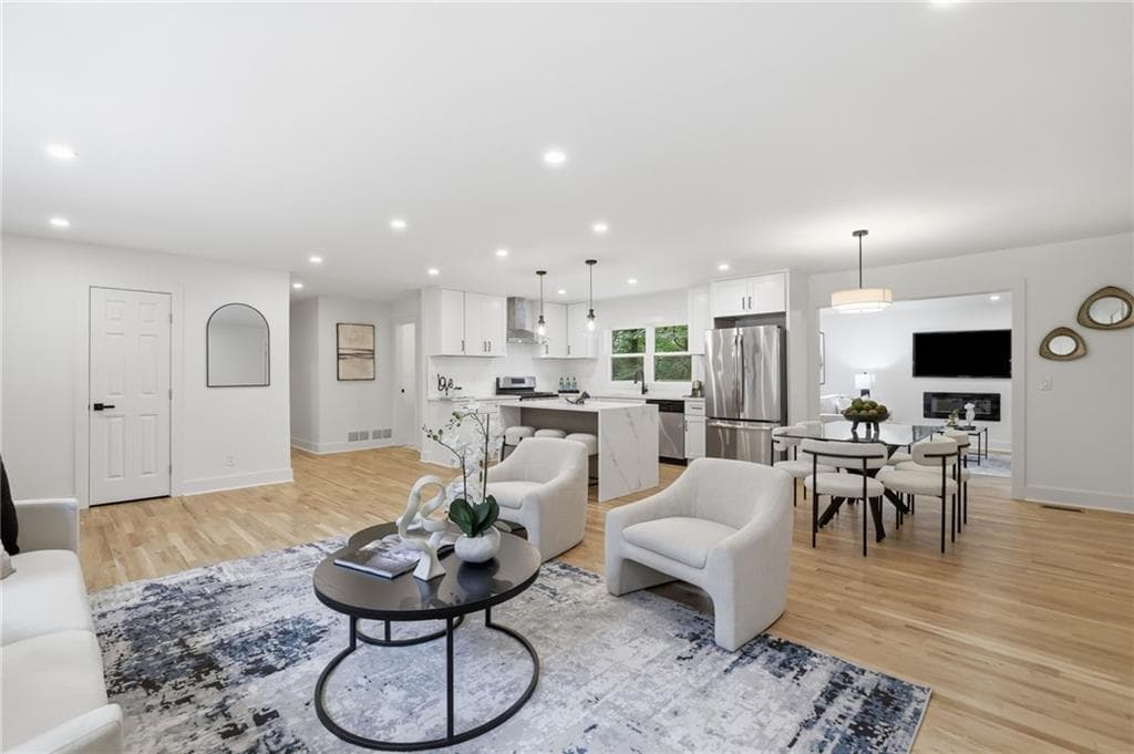 4 bedroom, 3 bathroom, 1,862 sq ft single family residence for sale at 3000 Henderson Mill Road, Atlanta, GA 30341 — photo 10