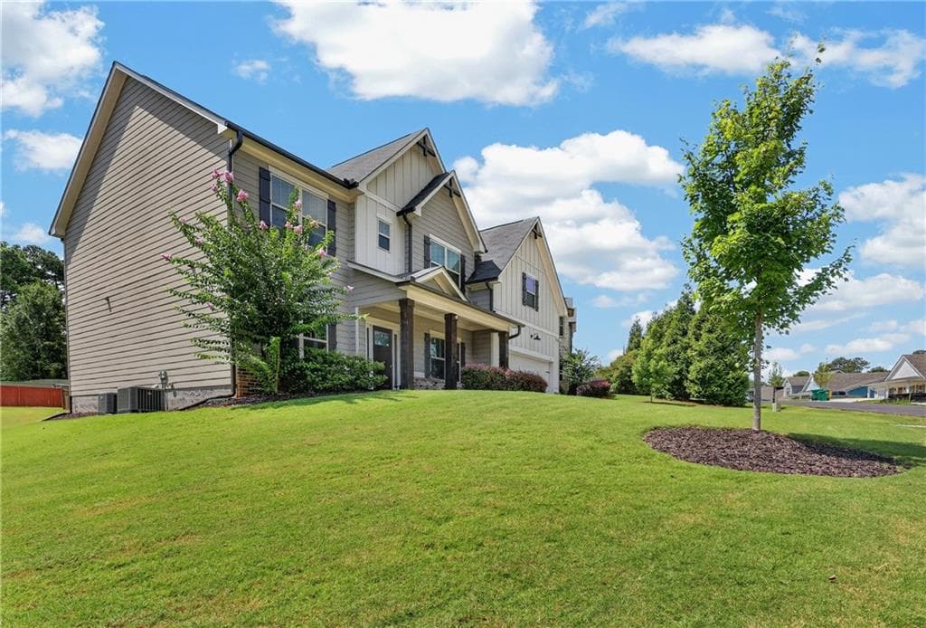 5 bedroom, 3 bathroom, 3,108 sq ft single family residence for sale at 4374 Vernon Street, Lilburn, GA 30047 — photo 2
