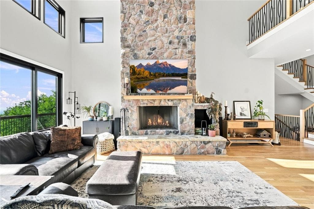 6 bedroom, 5 bathroom single family residence for sale at 1088 Sharp Mountain Parkway, Jasper, GA 30143 — photo 8