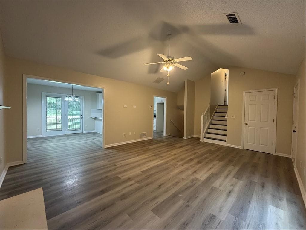 4 bedroom, 3 bathroom, 1,806 sq ft single family residence under contract at 1215 Amanda Way, Buford, GA 30518 — photo 6