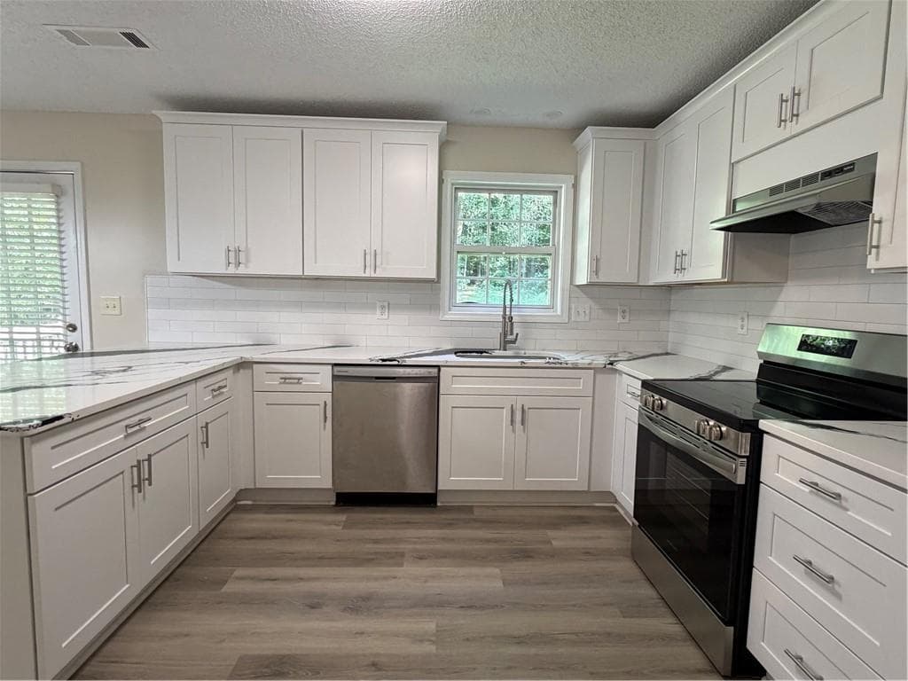 4 bedroom, 3 bathroom, 1,806 sq ft single family residence under contract at 1215 Amanda Way, Buford, GA 30518 — photo 10