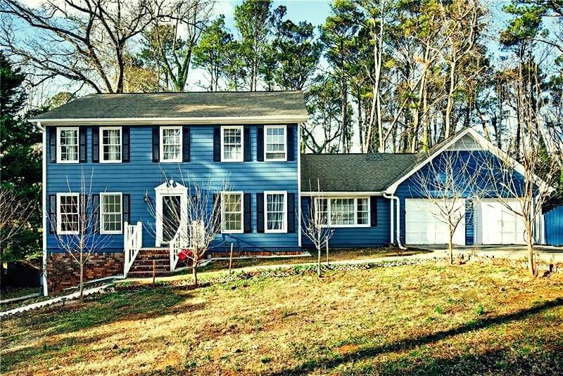 5 bedroom, 3 bathroom, 3,237 sq ft single family residence for sale at 4673 Arrowhead Trail, Lilburn, GA 30047