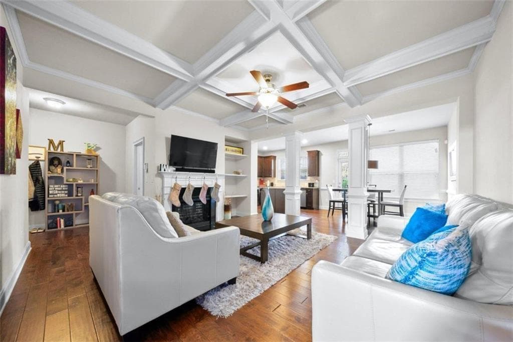 3 bedroom, 3 bathroom, 1,926 sq ft townhouse for rent at 2462 Whiteoak Run 18, Smyrna, GA 30080 for $2,950 a month — photo 4