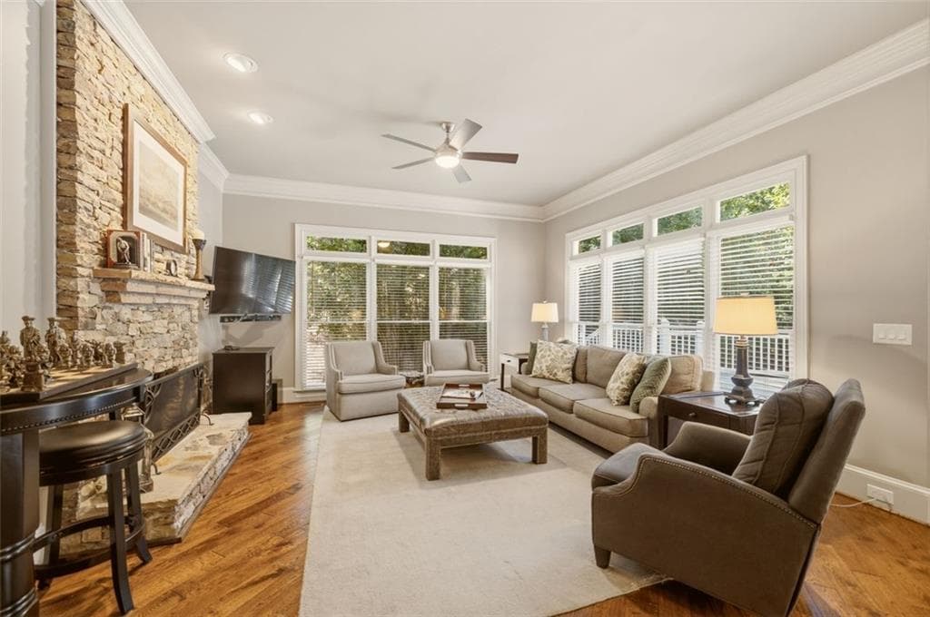 6 bedroom, 5 bathroom, 6,865 sq ft single family residence for sale at 348 Aviemore Lane, Suwanee, GA 30024 — photo 4