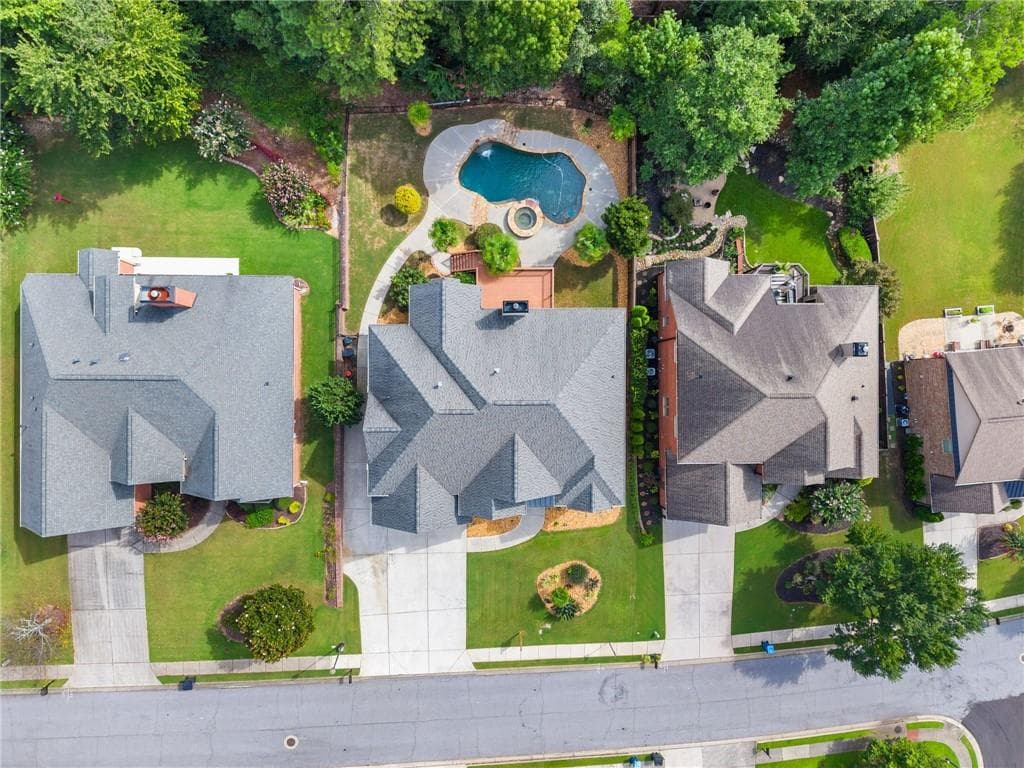 6 bedroom, 6 bathroom, 6,184 sq ft single family residence for sale at 3960 Bonnett Creek Lane, Hoschton, GA 30548 — photo 2