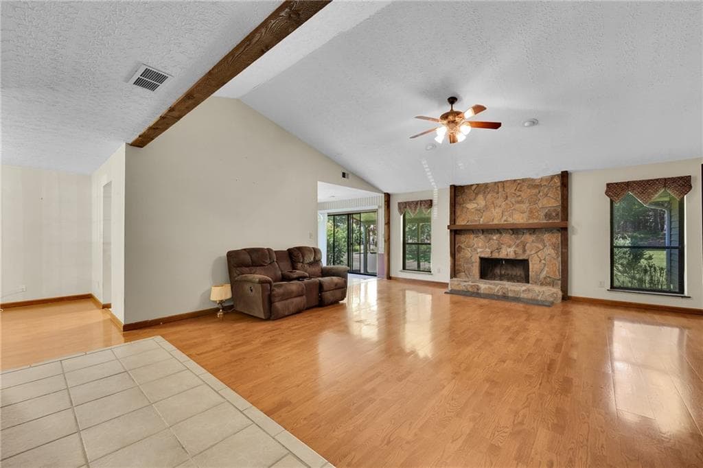 3 bedroom, 2 bathroom, 1,944 sq ft single family residence for sale at 140 Hickory Drive, Stockbridge, GA 30281 — photo 6