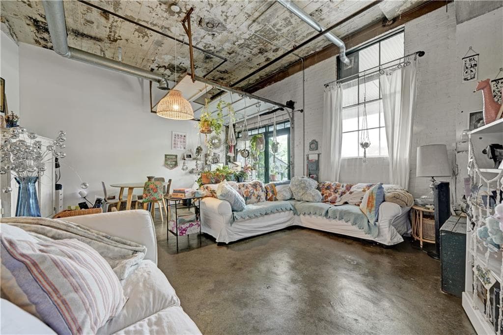 1 bedroom, 1 bathroom, 1,132 sq ft condominium for sale at 881 Memorial Drive 117, Atlanta, GA 30316 — photo 1 of 38