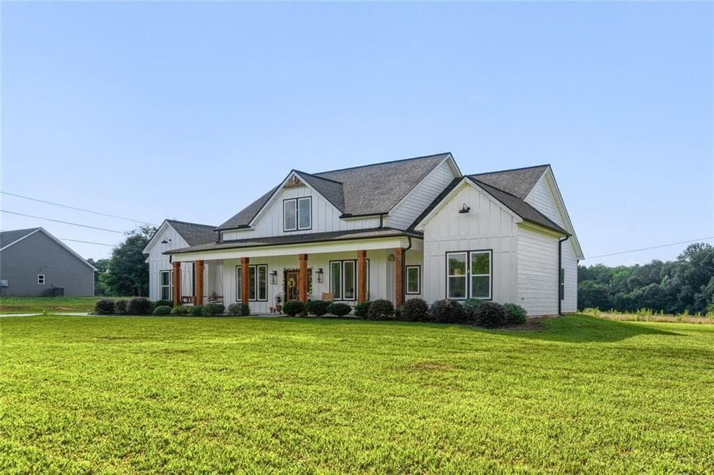 4 bedroom, 4 bathroom, 4,140 sq ft single family residence for sale at 1225 Rocky Creek Road, Locust Grove, GA 30248 — photo 4