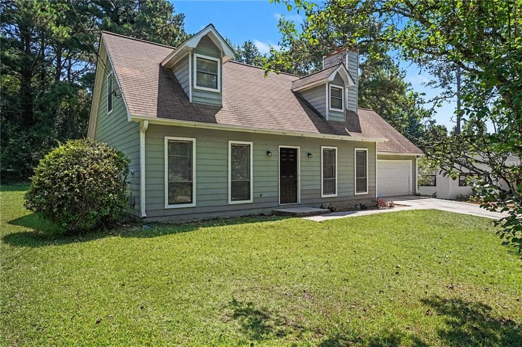 3 bedroom, 2 bathroom, 1,450 sq ft single family residence for sale at 9042 Chestnut Lake Drive, Jonesboro, GA 30236 — photo 3