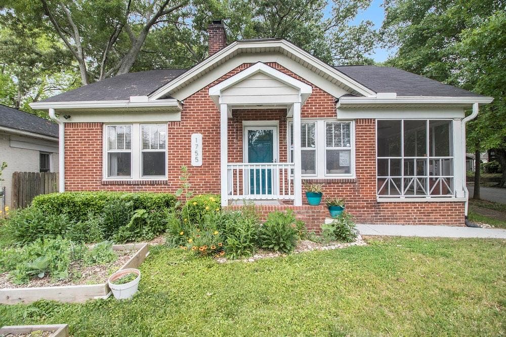 3 bedroom, 2 bathroom, 1,659 sq ft single family residence for rent at 1755 Langston Avenue, Atlanta, GA 30310 for $1,995 a month — photo 2