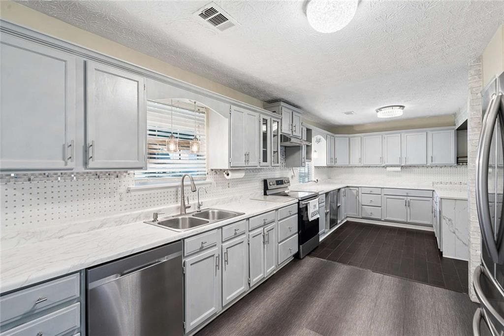 5 bedroom, 3 bathroom, 2,100 sq ft single family residence for sale at 3587 Miller Bottom Road, Loganville, GA 30052 — photo 7