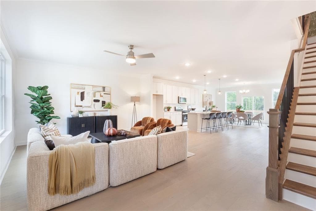 3 bedroom, 4 bathroom, 2,545 sq ft townhouse for sale at 624 Oakleaf Grove Lane, Sugar Hill, GA 30518 — photo 5
