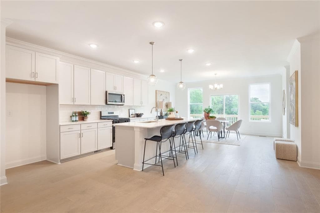 3 bedroom, 4 bathroom, 2,545 sq ft townhouse for sale at 624 Oakleaf Grove Lane, Sugar Hill, GA 30518 — photo 9