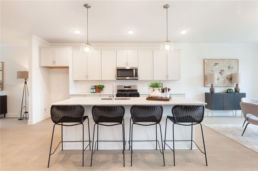 3 bedroom, 4 bathroom, 2,545 sq ft townhouse for sale at 624 Oakleaf Grove Lane, Sugar Hill, GA 30518 — photo 10