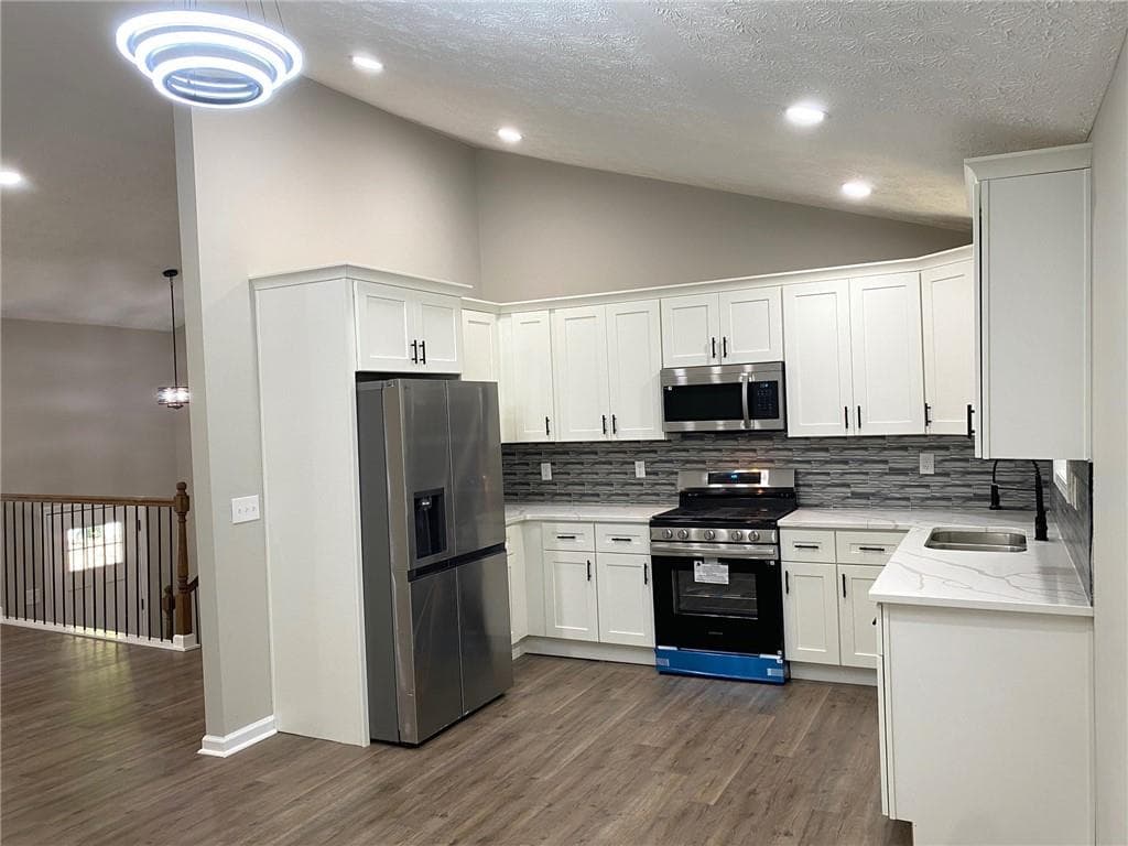 5 bedroom, 3 bathroom, 2,188 sq ft single family residence for sale at 1413 Silver Lake Drive, Norcross, GA 30093 — photo 3