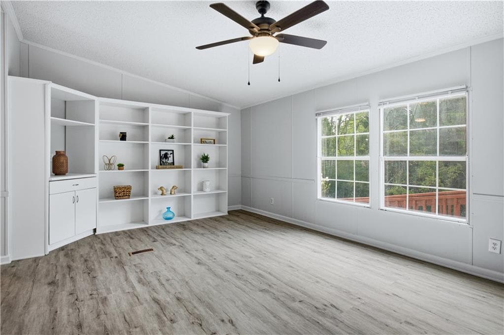 3 bedroom, 2 bathroom, 1,300 sq ft single family residence for sale at 320 Durable Drive, Demorest, GA 30535 — photo 6