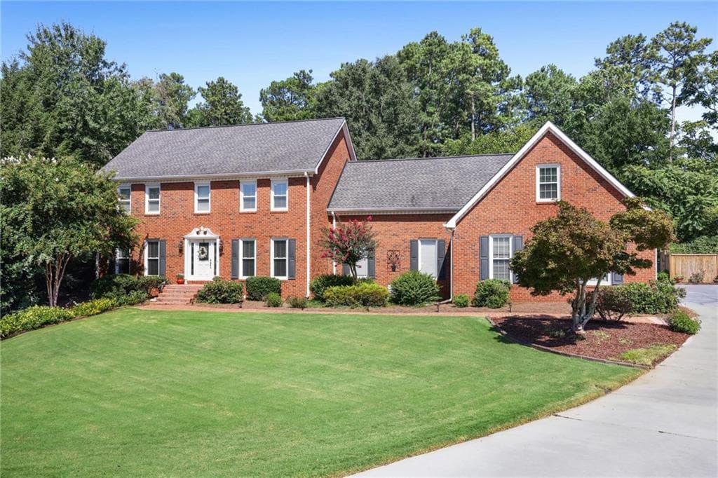 5 bedroom, 5 bathroom, 3,532 sq ft single family residence under contract at 961 Mountain Brook Lane, Marietta, GA 30064 — photo 2