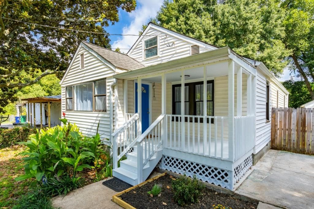 3 bedroom, 1 bathroom, 1,248 sq ft single family residence for sale at 1066 Key Road, Atlanta, GA 30316 — photo 7